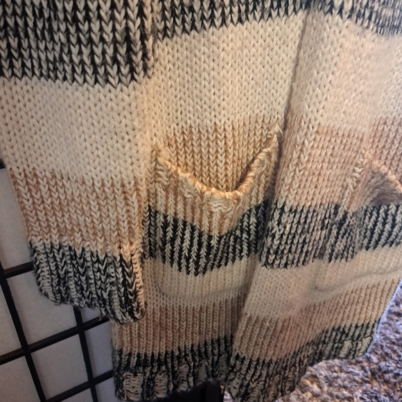 Tribal Jeans Striped Knit Cardigan with Pockets - Picture 6 of 12